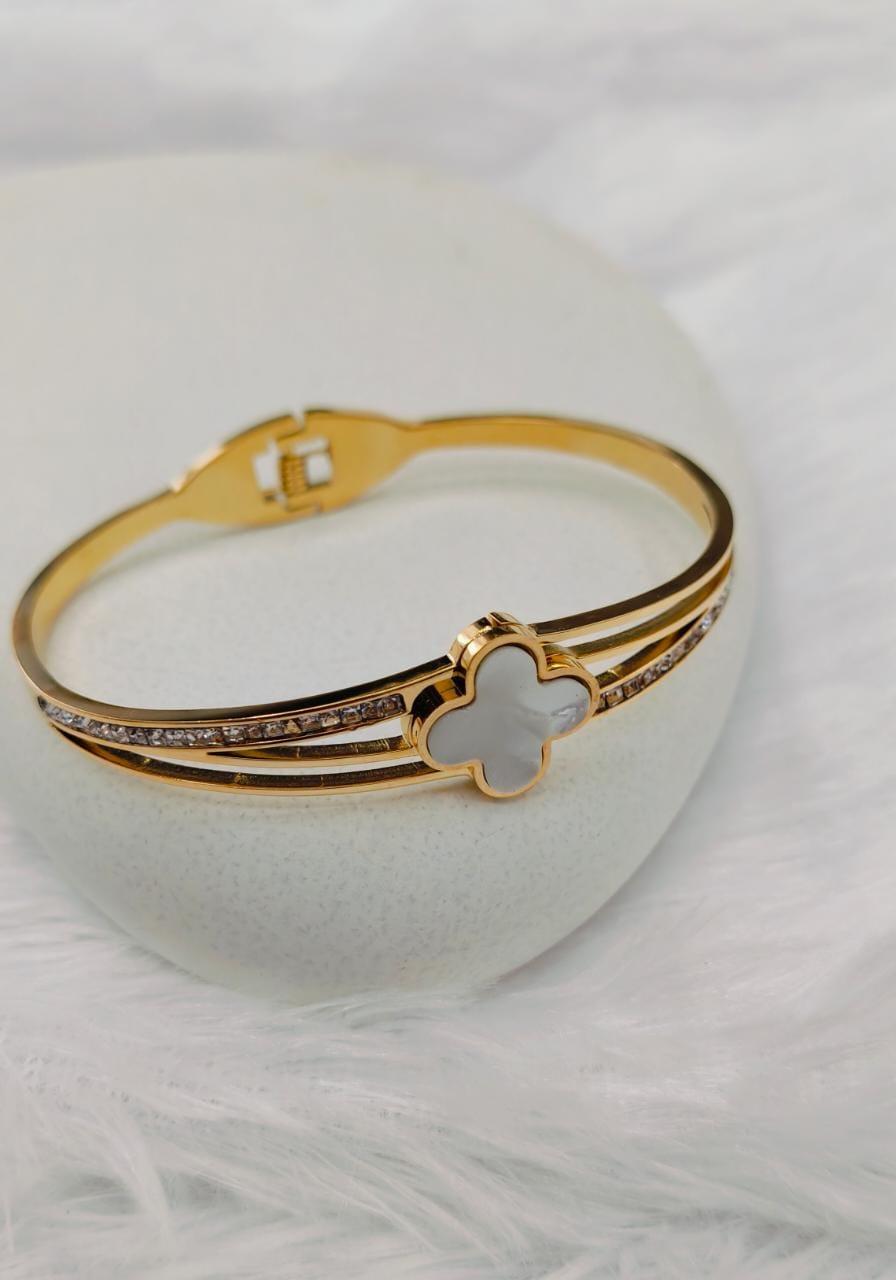 Clover Diamond Bracelet