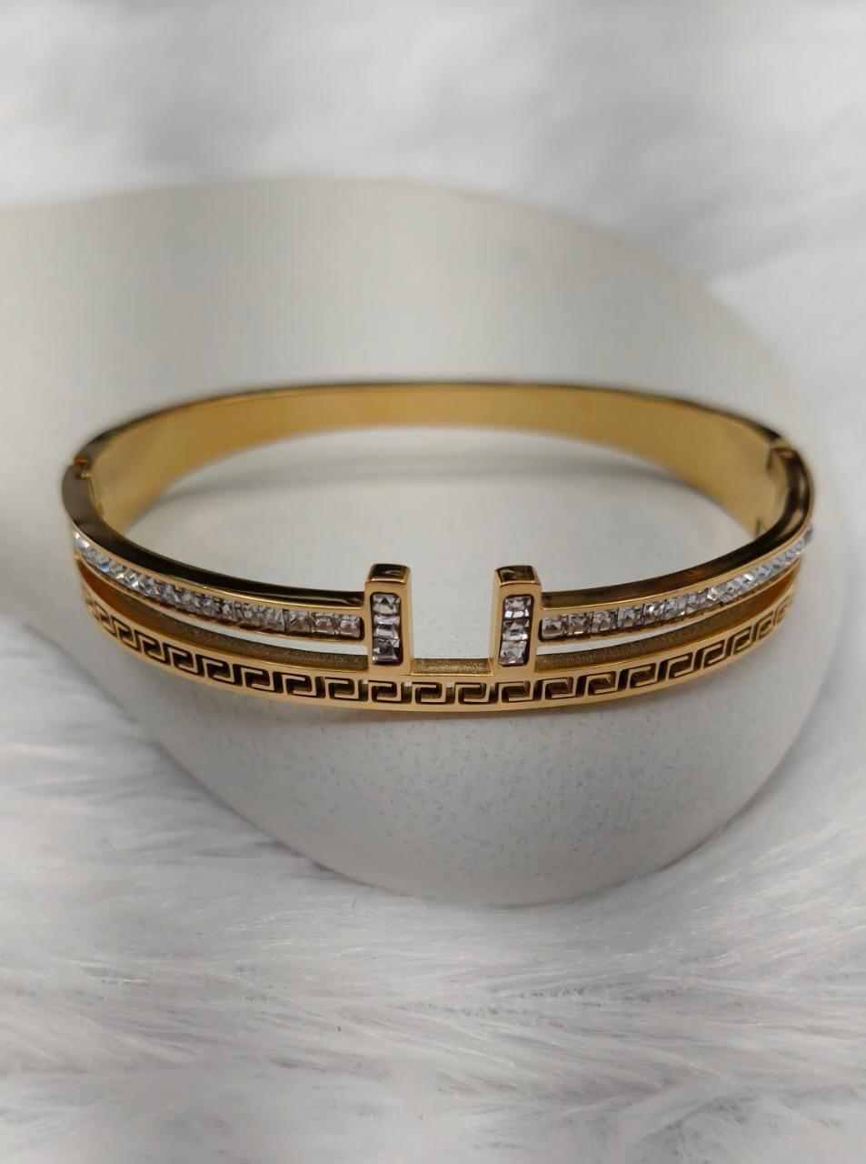Diamond Studded Gold Bracelet