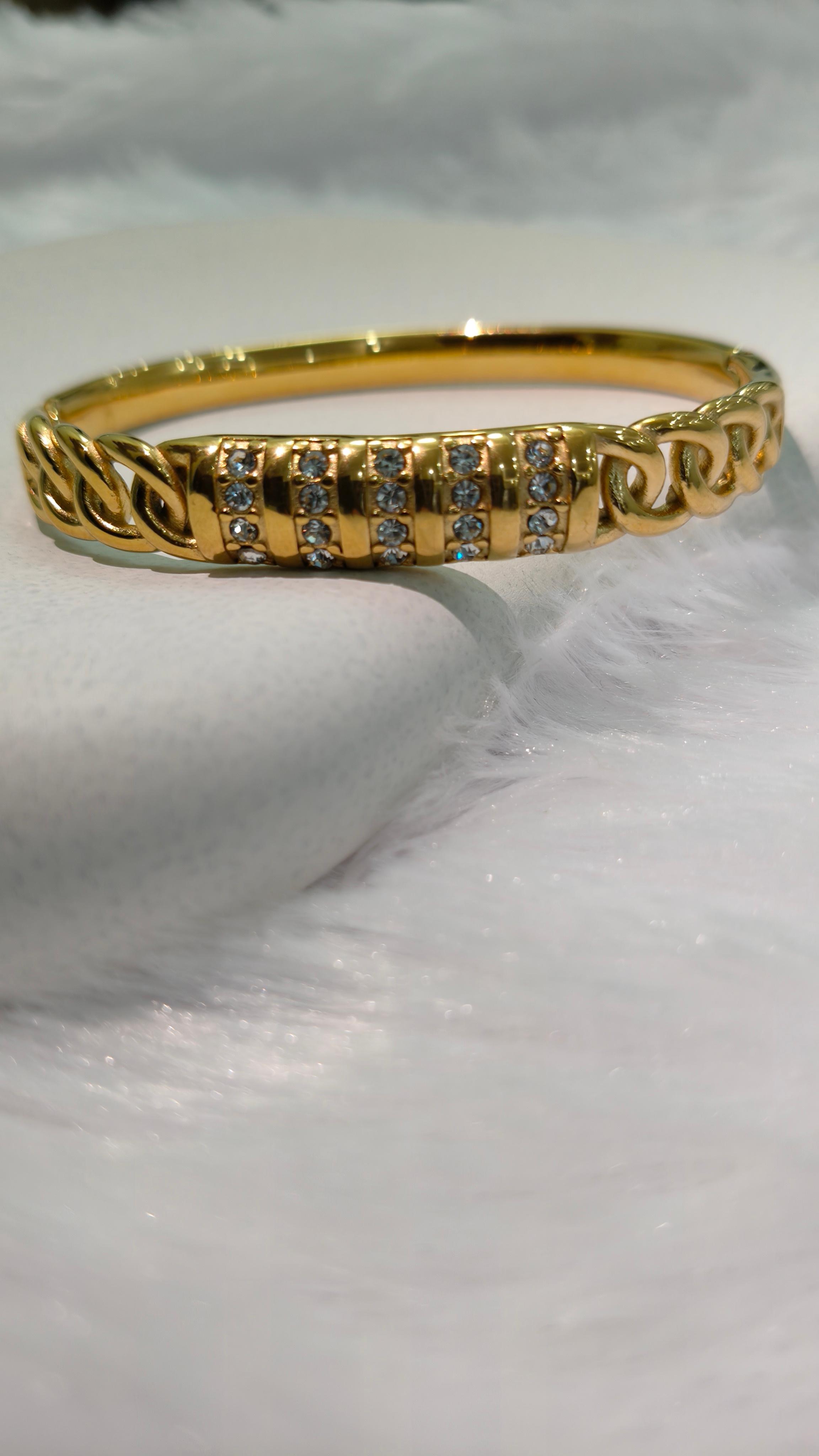 Flat Ring Bracelet