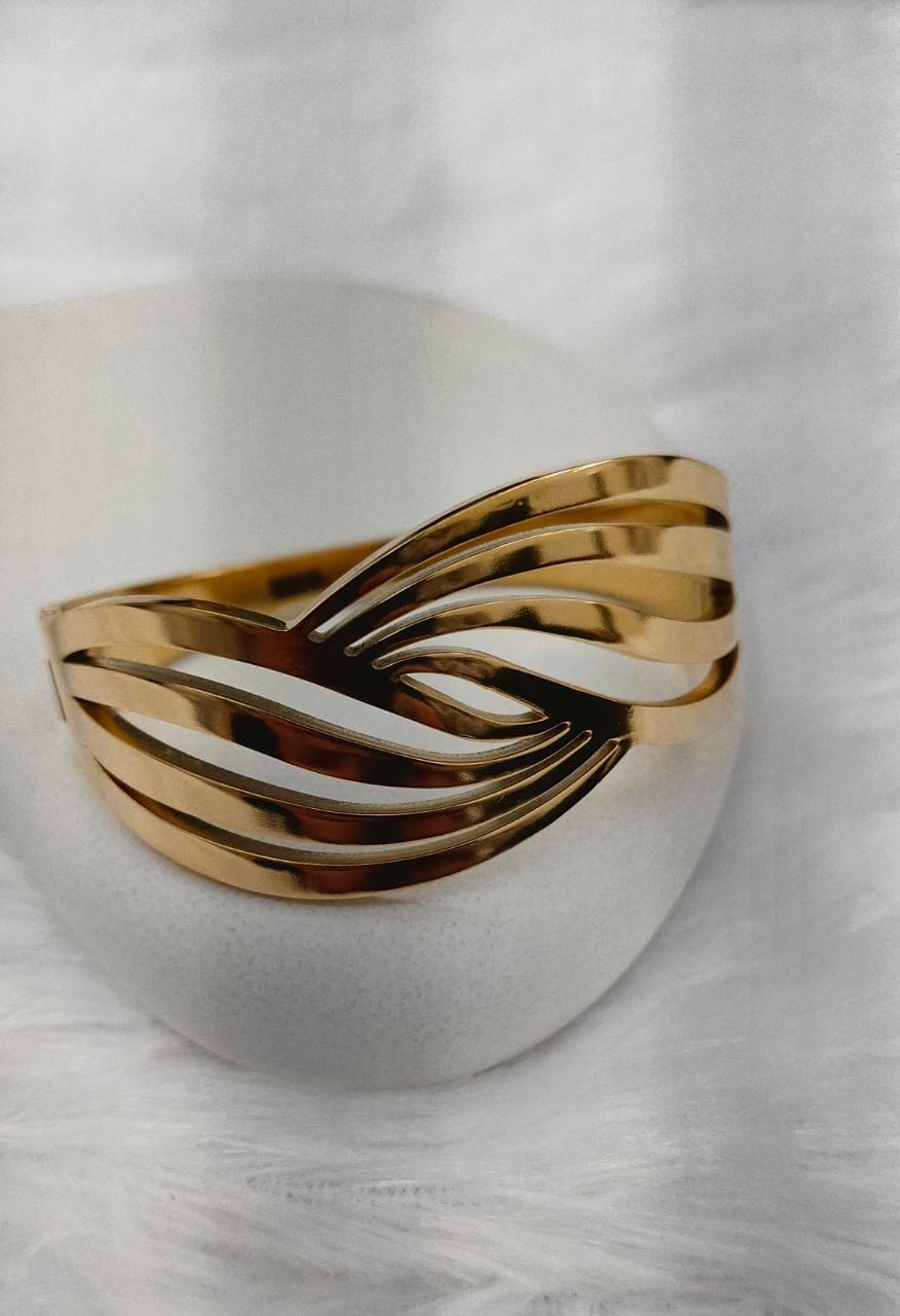 Trendy Velora Bracelet