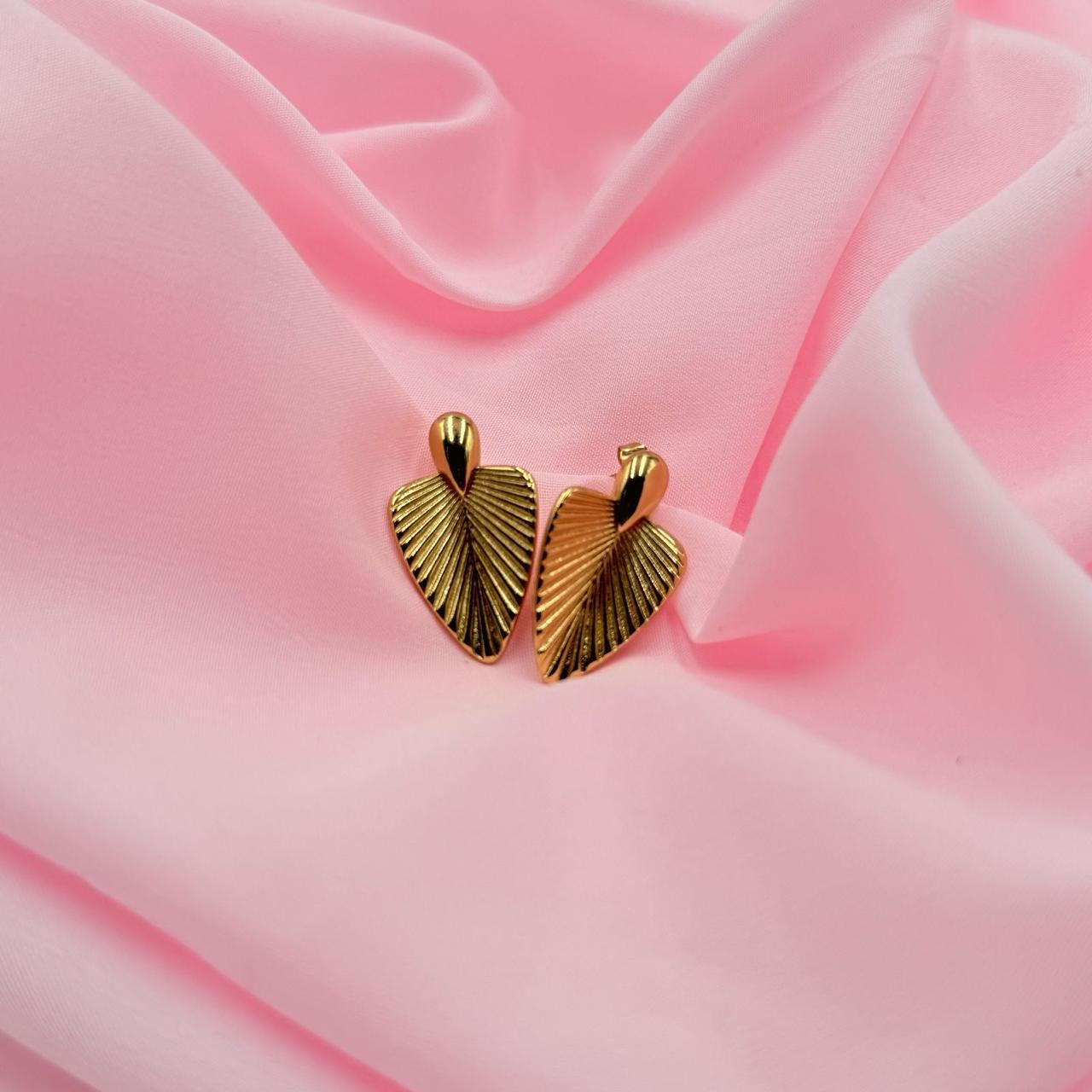 Luxe Leaf Earrings