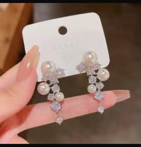 Pearl Crystal Earrings