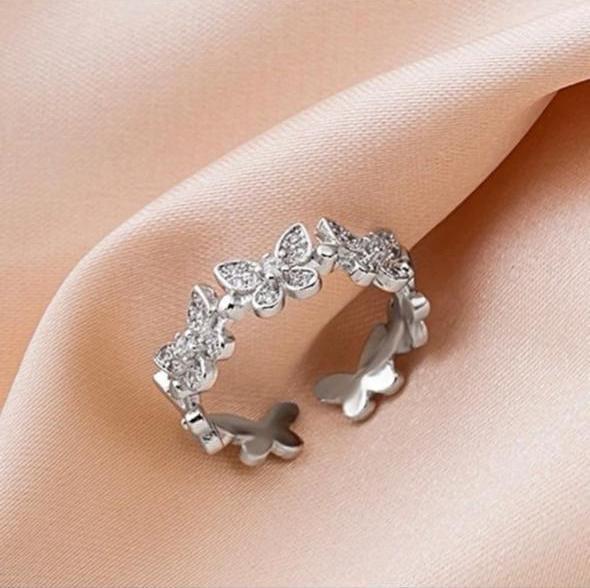 Chic Korean Ring