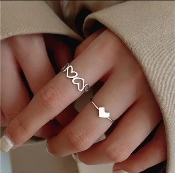 Silver Heart Set of 2 Rings