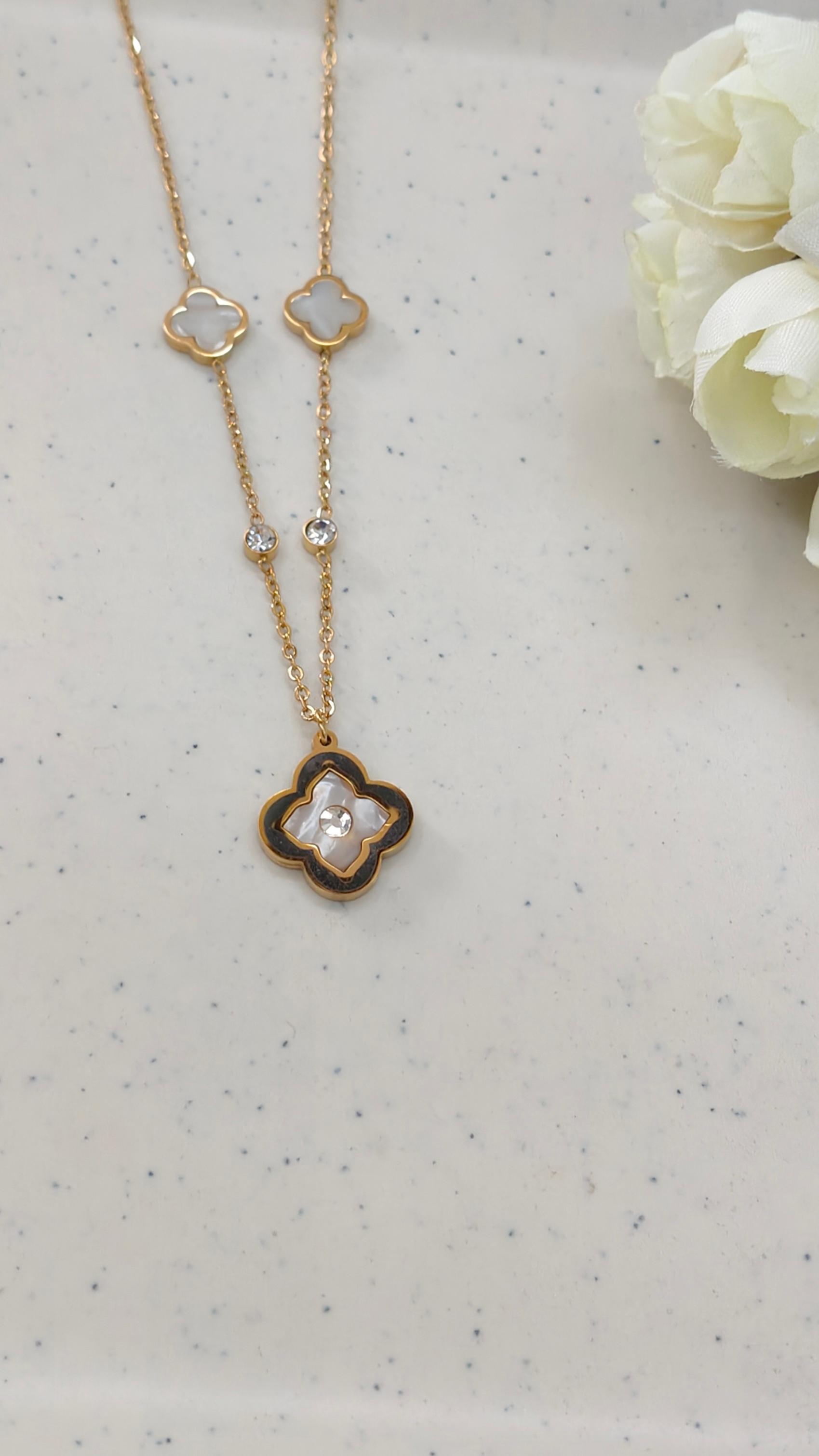 Multi Clover Pendant